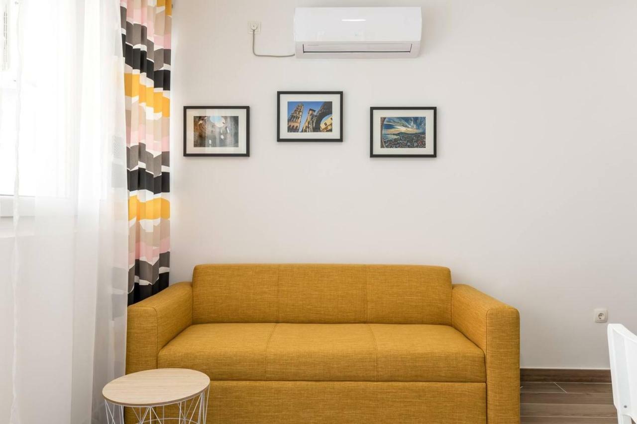 Apartments Cezar สปลิท ภายนอก รูปภาพ